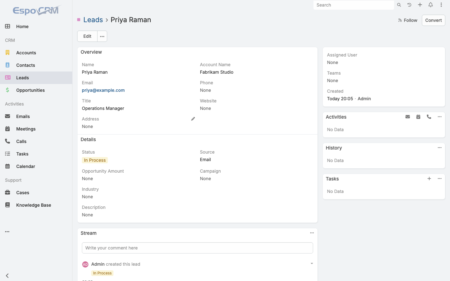 A lead detail view with the Overview and Details panels, the assigned user, activities, history, tasks and the stream