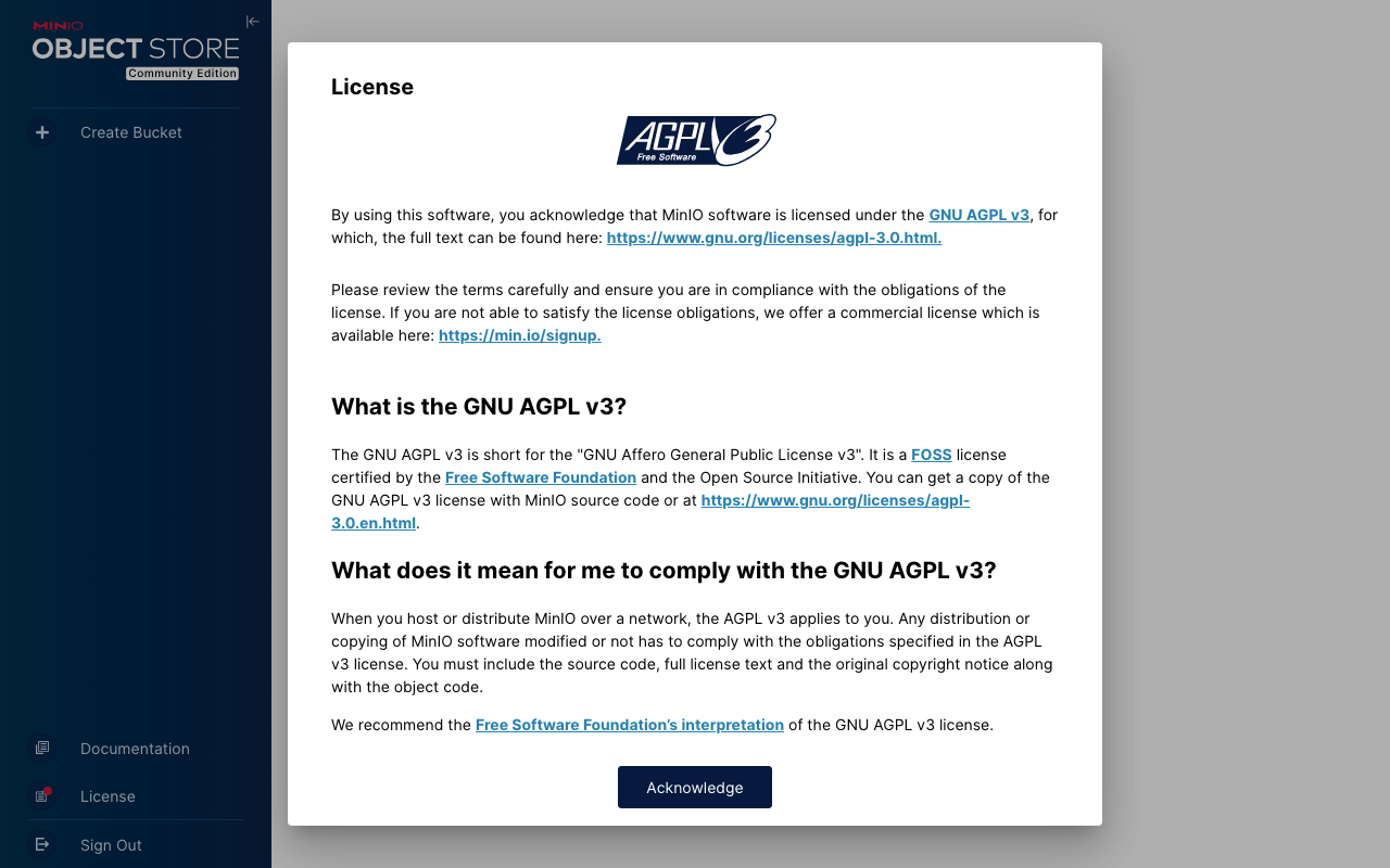 Empty Buckets page on a freshly deployed MinIO VM, with the Create Bucket call to action prominent