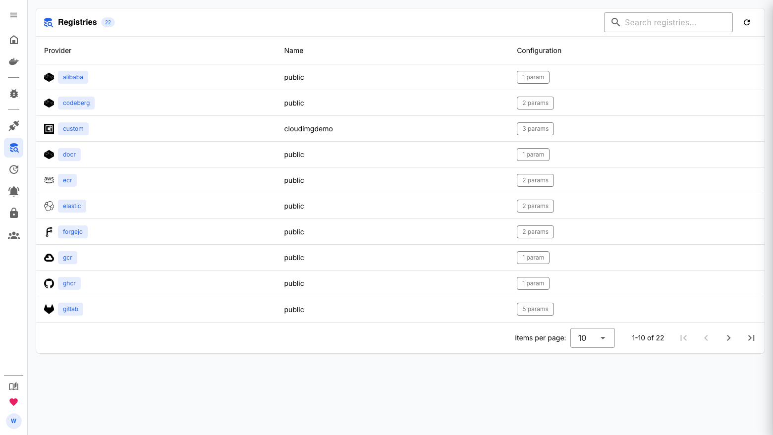 The WUD Registries page listing the anonymous public registry providers and the cloudimgdemo custom registry